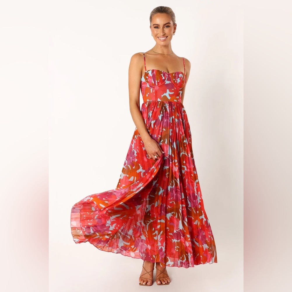 NWT - Petal & Pup - Achanti Pleated Maxi Dress - Pink Azalea color - Size L